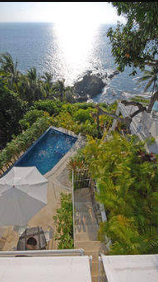 Cocos Camp Hotel Acapulco Room photo