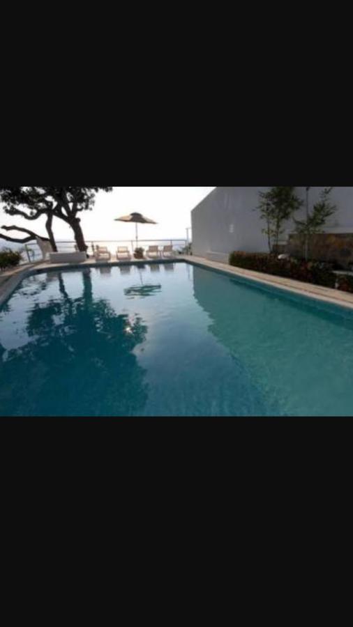 Cocos Camp Hotel Acapulco Room photo